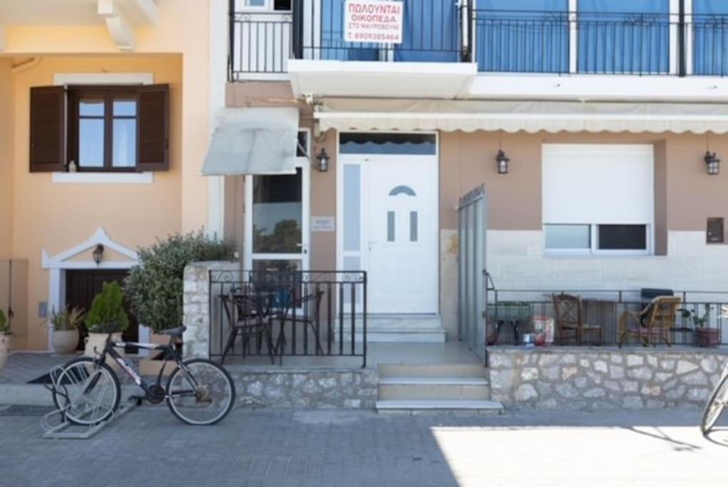 Aigli Guest House Gytheio Exteriör bild